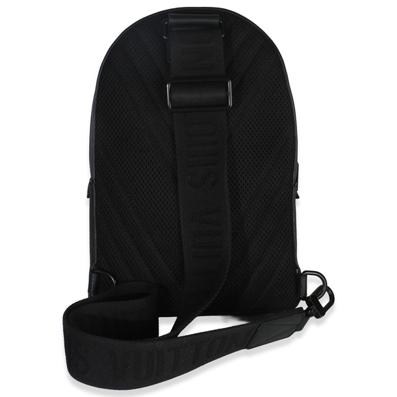 Louis Vuitton Black Waxy Calfskin Aerogram Pilot Slingbag - Picture 2 of 8